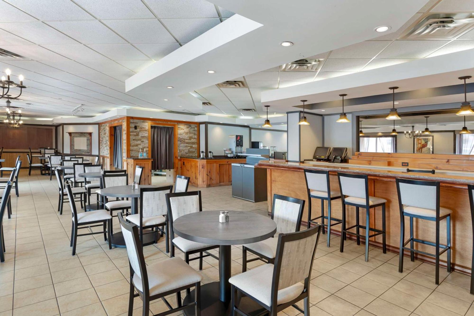 Best Western Mill River Manor Rockville Centre Exterior foto